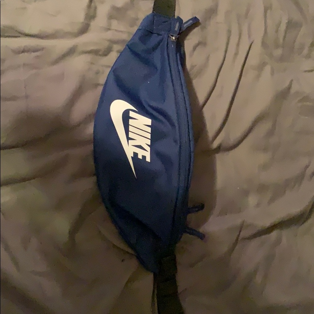 Nike FannyPack